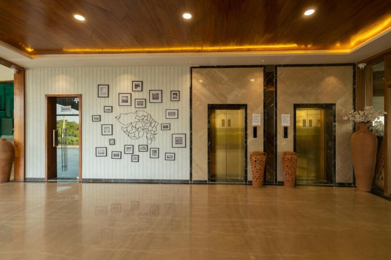 The Heaven Water Park And Resort & Restaurant Virpur Bagian luar foto